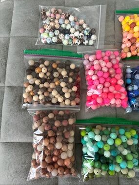 Assortment of silicone beads 15mm and 12mm perfect for crafting